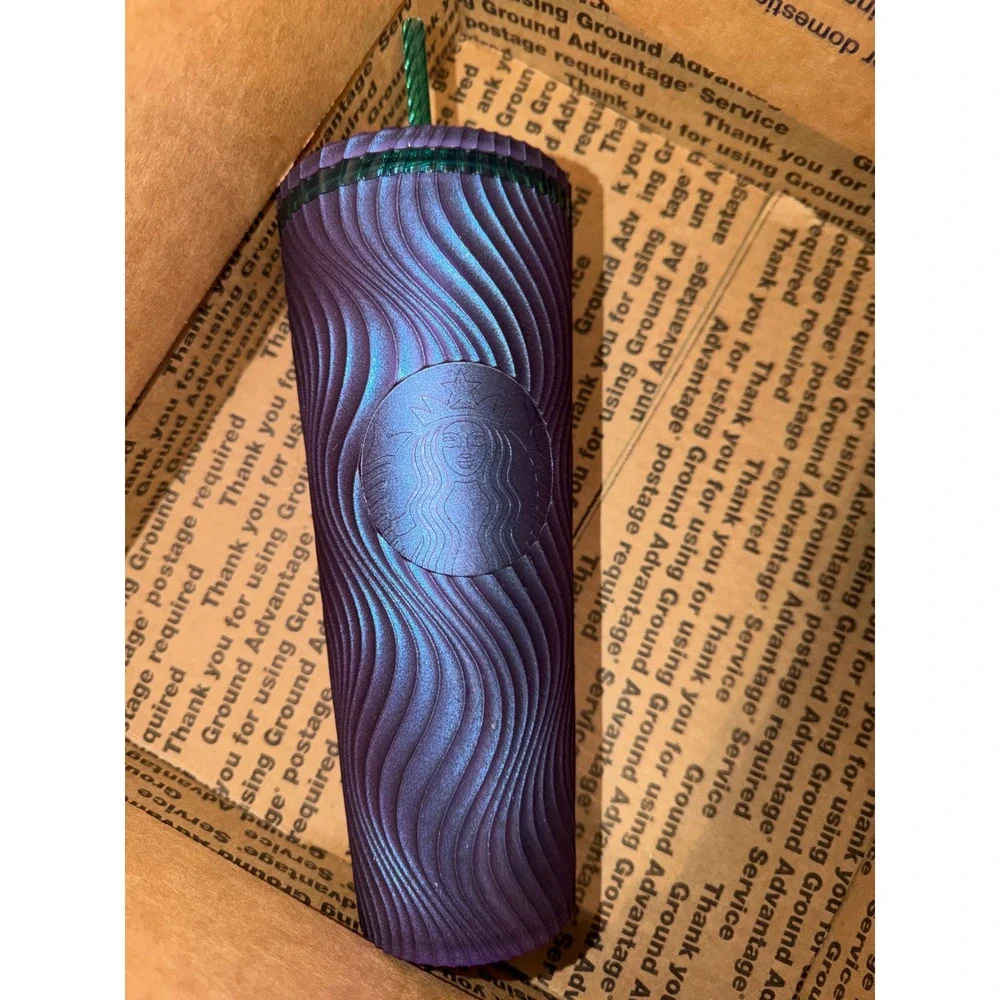 Starbucks Tumbler 24 Iridescent Wavy Texture Oil Slick Siren Logo Cold Cup Straw